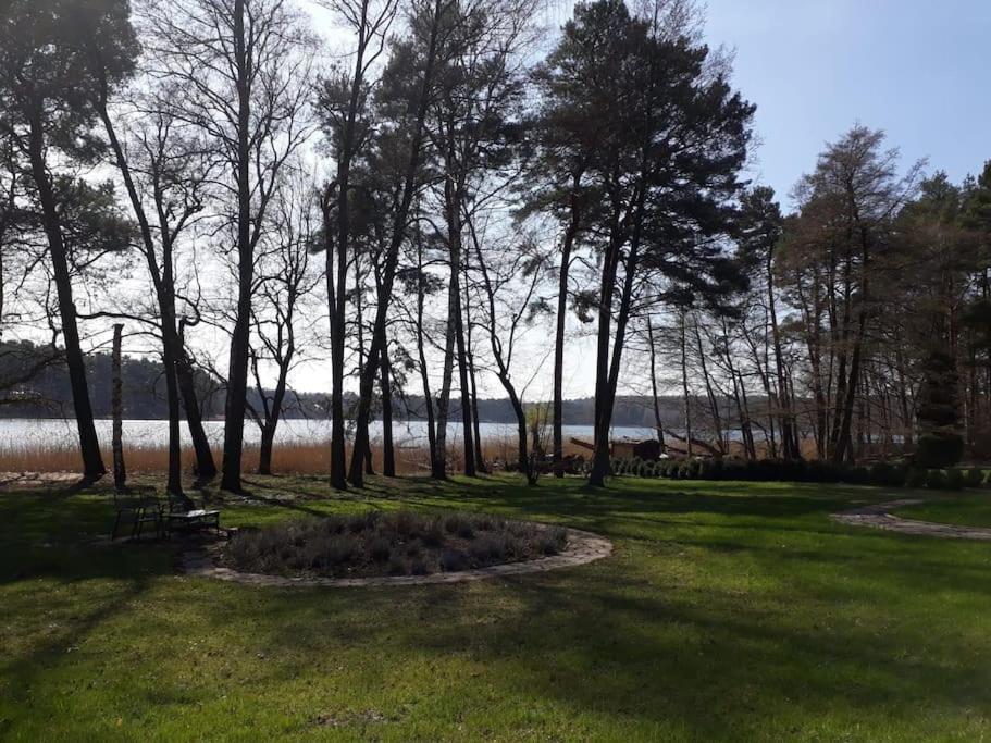Haus Wilma Gruene Idylle Im Wald Direkt Am See Wendisch Rietz Buitenkant foto